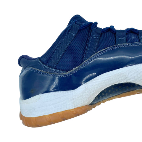 Air Jordan 11 Low Midnight Navy Gum