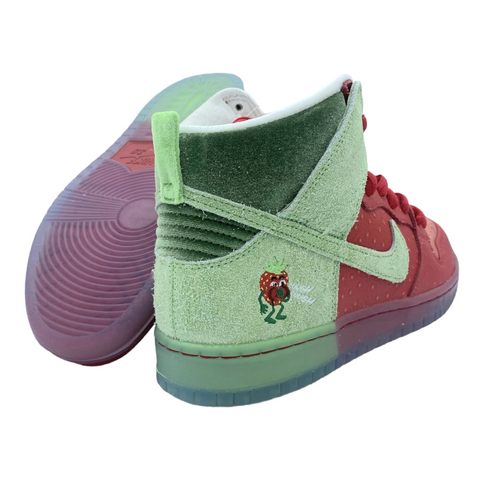 Nike SB Dunk High Strawberry Cough
